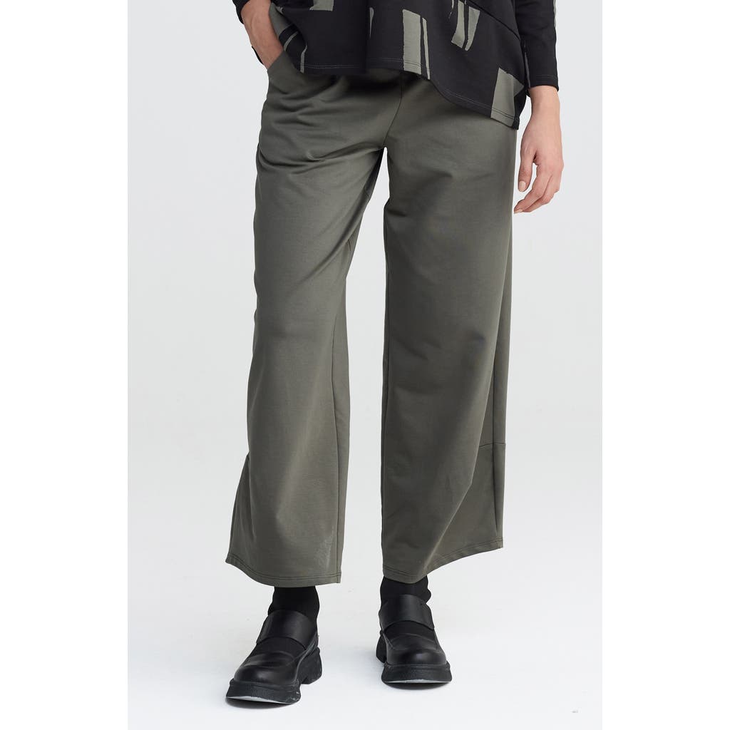 Luukaa Serenna Cropped Darted Pants In Green