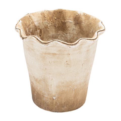 Planter with Ruffled Edge