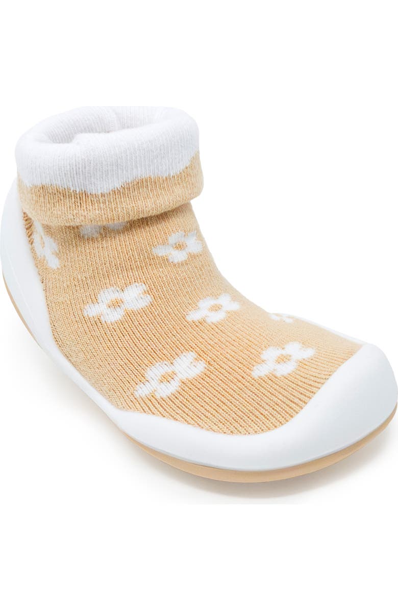 Komuello Toddler Girl Sock Shoes - Daisies Latte, Alternate, color, Latte