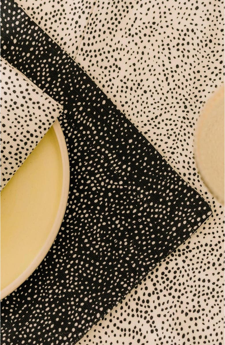 at300nelson Palizada in Albatross - Pair of Napkins, Alternate, color, Albatross