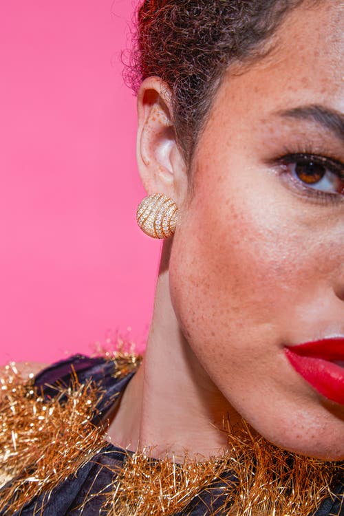 Campbell + Charlotte Revel Large Bead Huggie In White