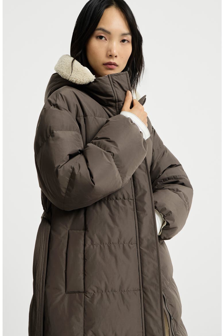 Techno cotton taffeta down coat with shearling inserts and shiny zipper pull, Alternate, color, Brown
