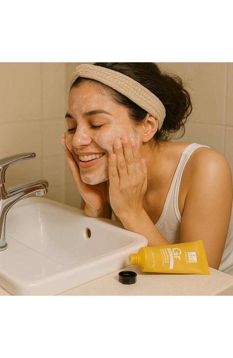 DR BOTANICALS Grapefruit 
Watermelon Refreshing Cleanser 30ml, Alternate, color, White