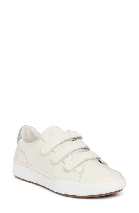 Claire 12 Sneaker (Women)