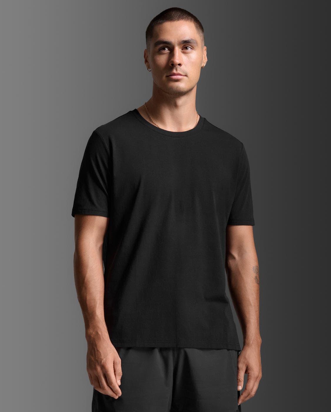 2xu Motion Cotton Flex Tee In Black