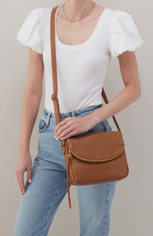 Hobo Fern Crossbody Messenger Bag In Warm Honey