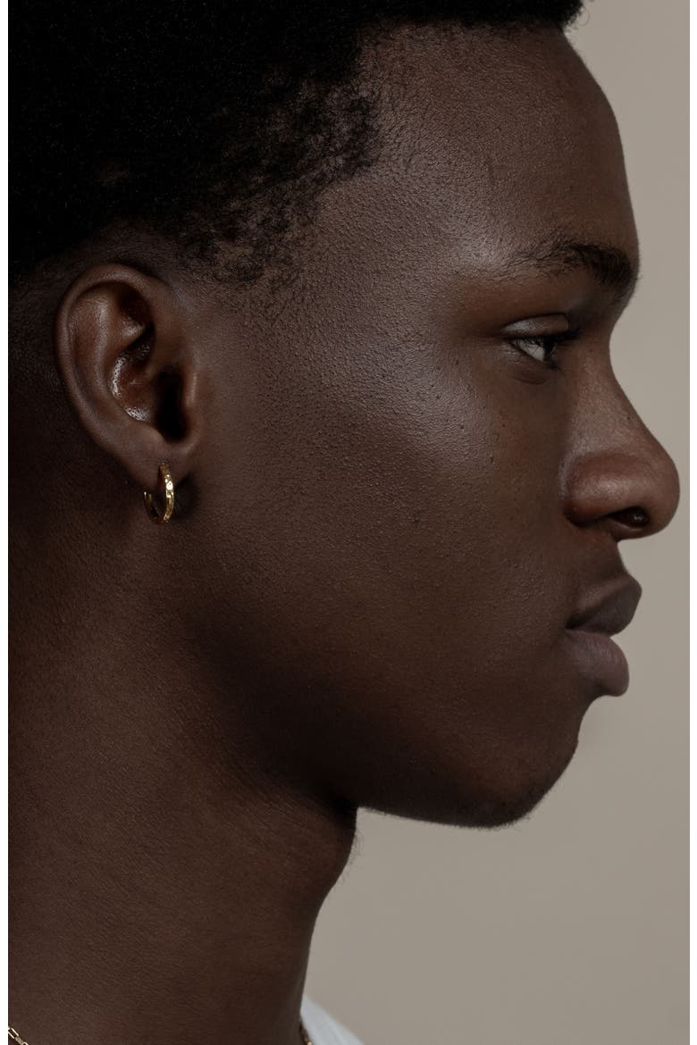 Men's Medium Hammered Nomad Huggie Hoops, Alternate, color, Yellow Gold Vermeil