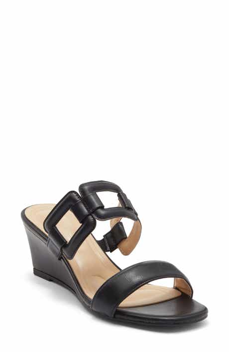 Adrienne Vittadini Ando Sandal