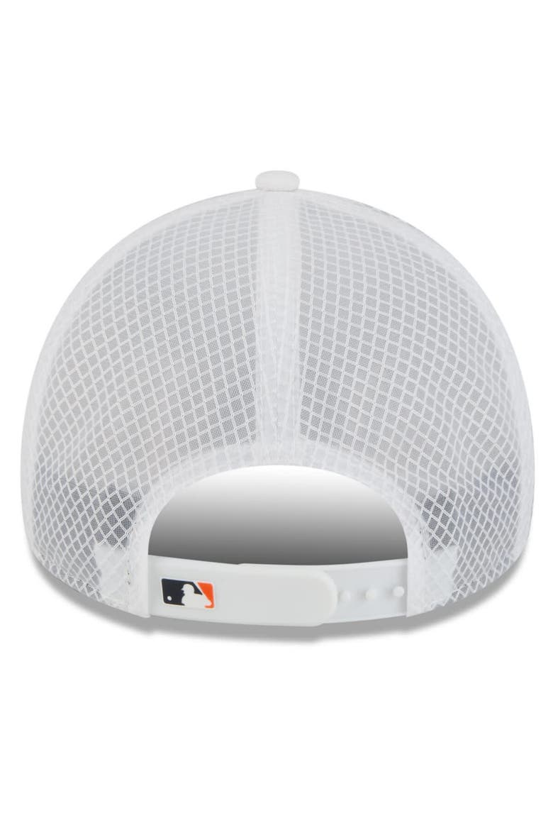 Men's New Era White Houston Astros 2026 Batting Practice Apex 9FORTY Adjustable Trucker Hat, Alternate, color, White
