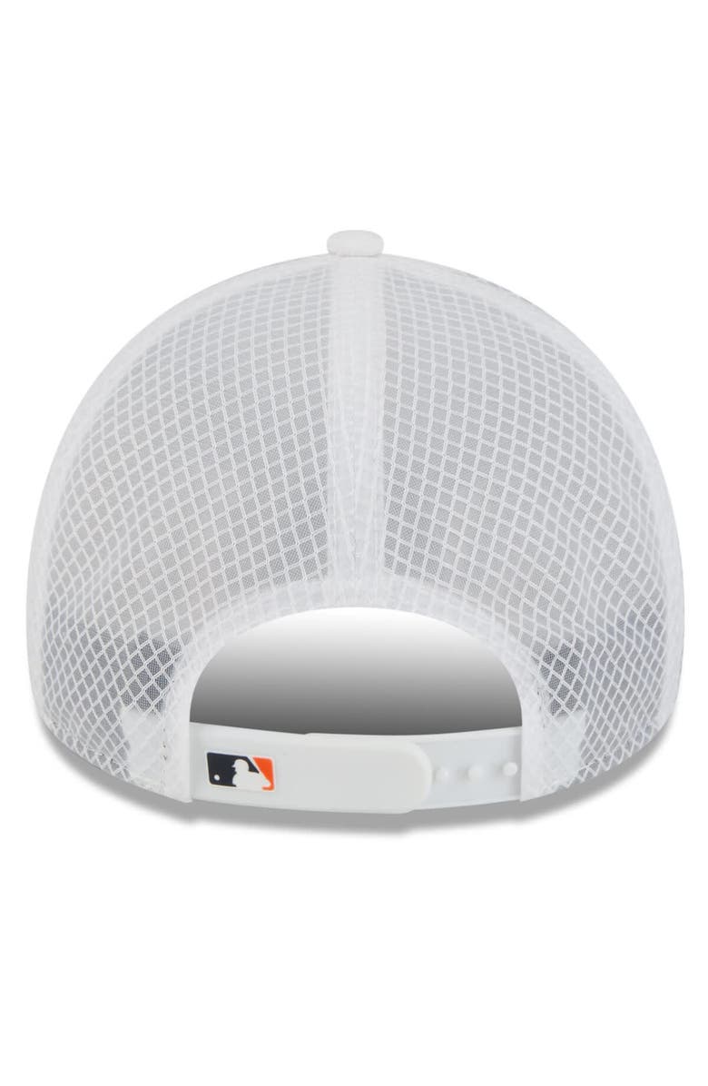 New Era Men's New Era White Houston Astros 2026 Batting Practice Apex 9FORTY Adjustable Trucker Hat, Alternate, color, White