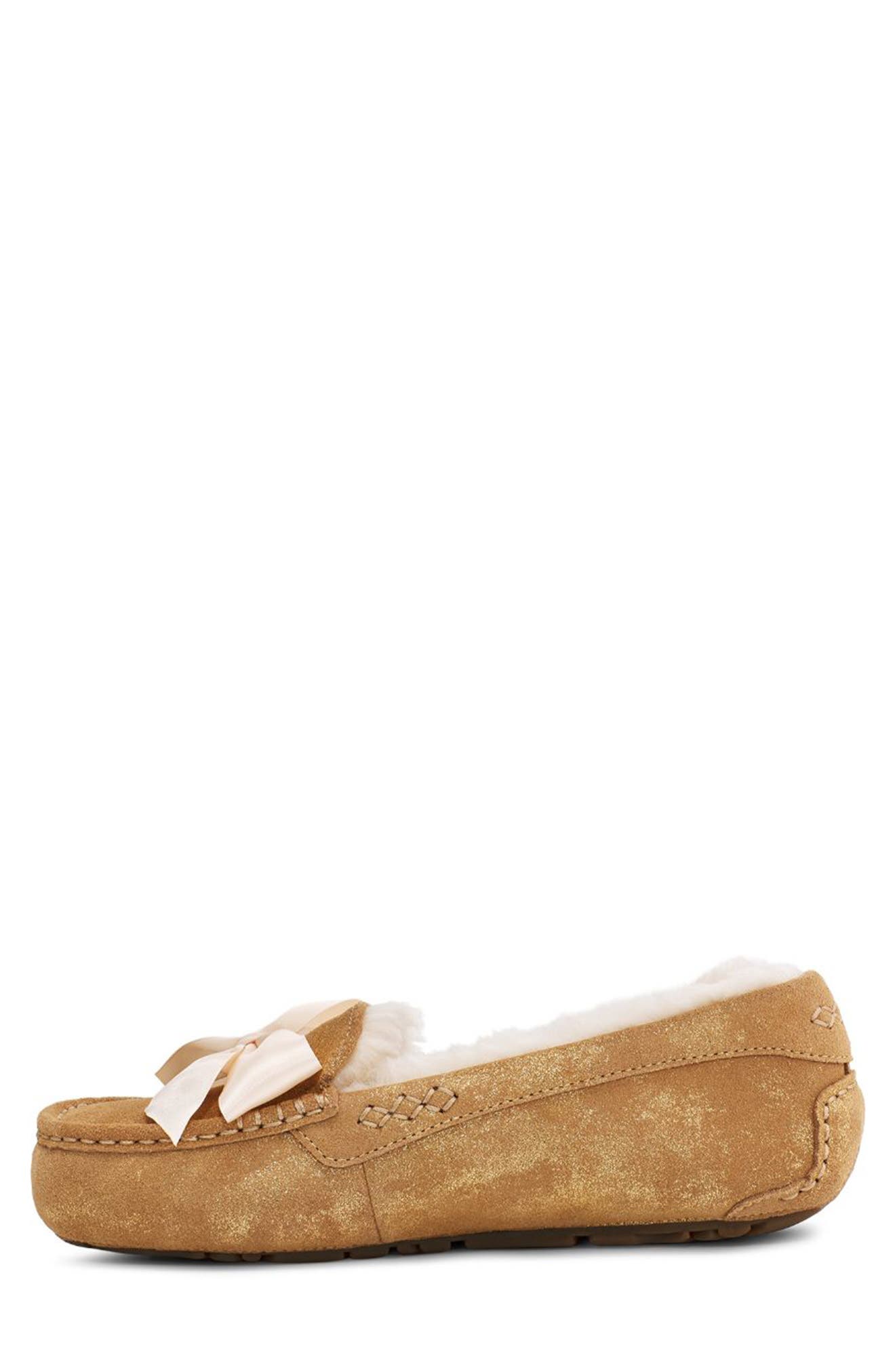 UGG Ansley Bow Glimmer Faux Fur Lined Slipper, Alternate, color, CHESTNUT