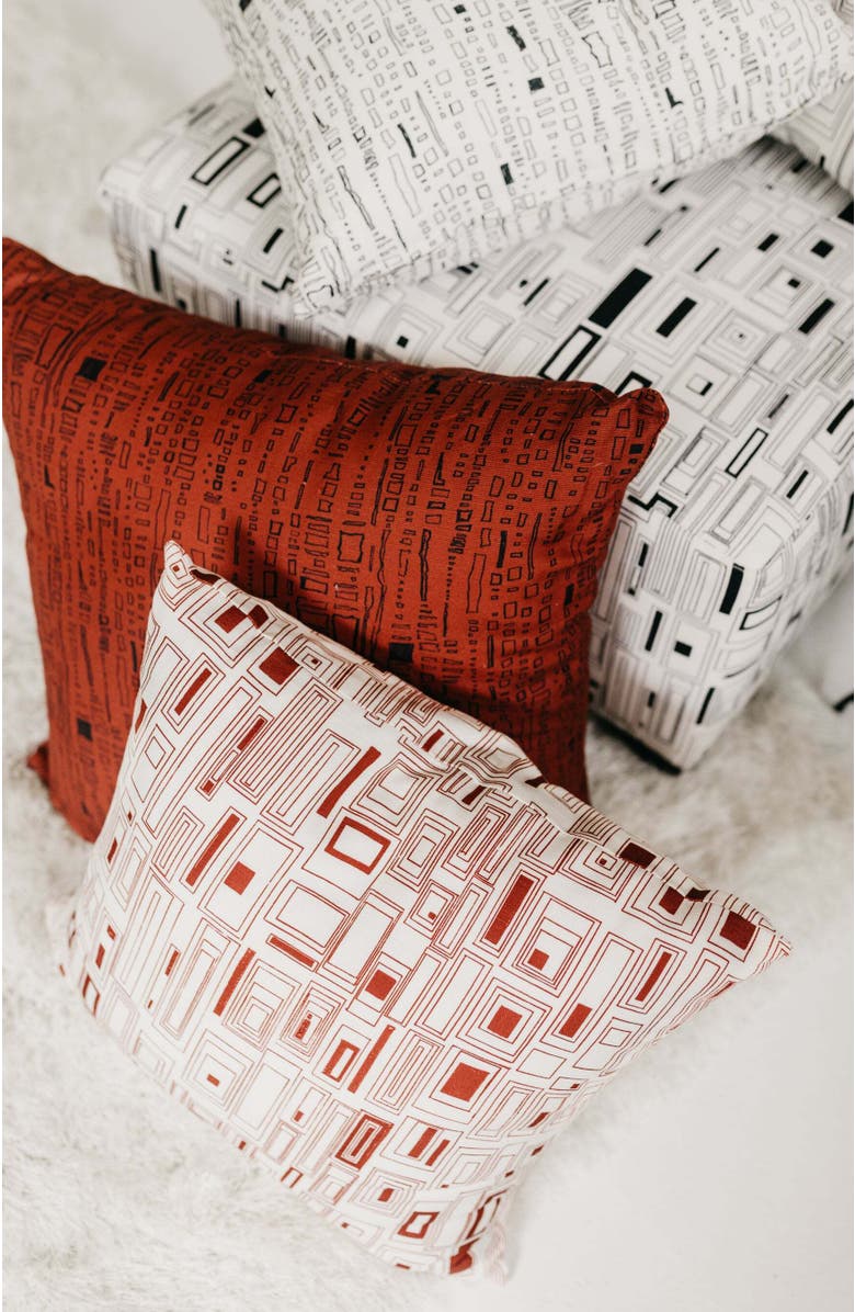 at300nelson Capistrano in Dark Saffron 24" x 24" Pillow, Alternate, color, Dark Saffron