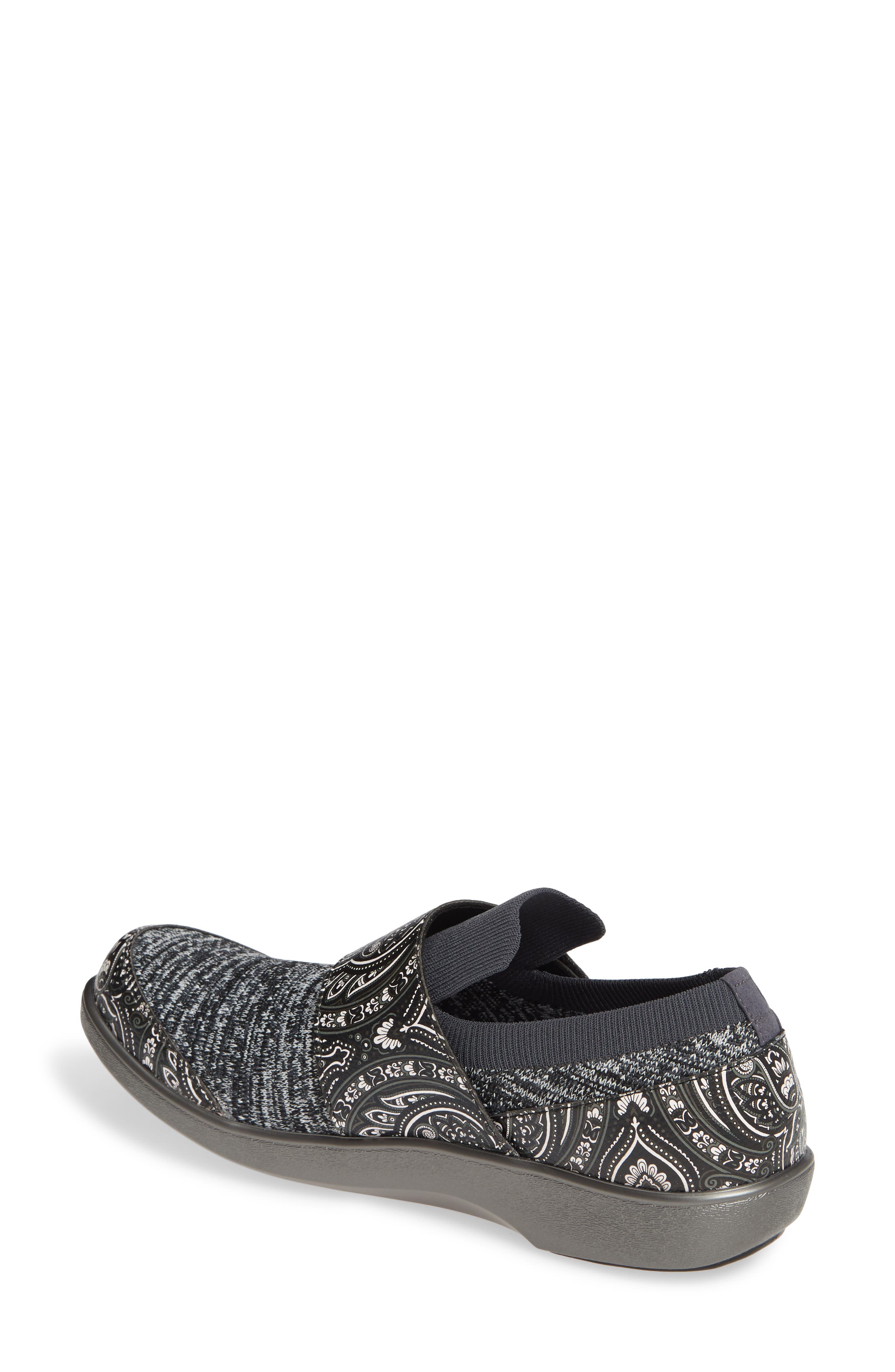 Qwik Sneaker, Alternate, color, OUTTA SIGHT BLACK