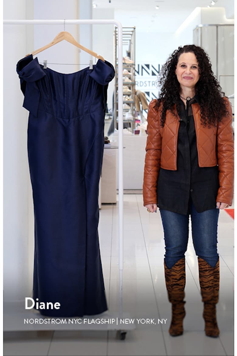 Off the Shoulder Bow Corset Satin Trumpet Gown video