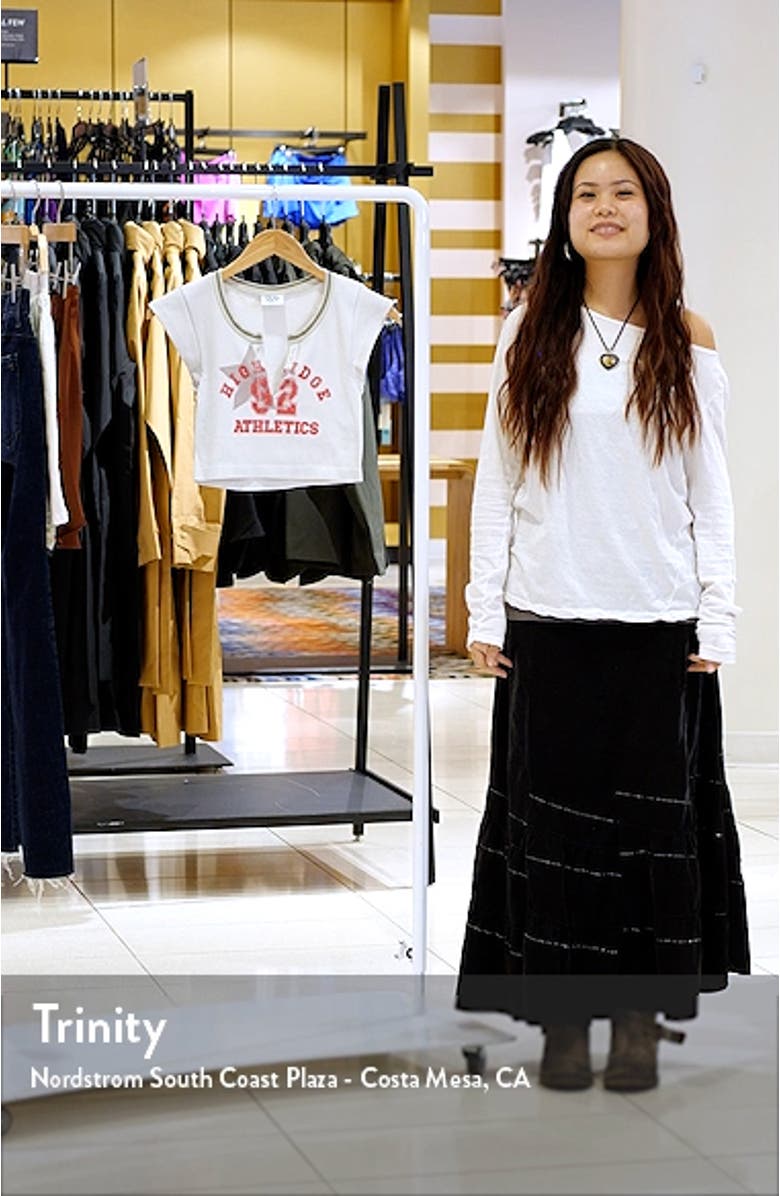 Going for Gold '92 Graphic Crop Top, sales video thumbnail