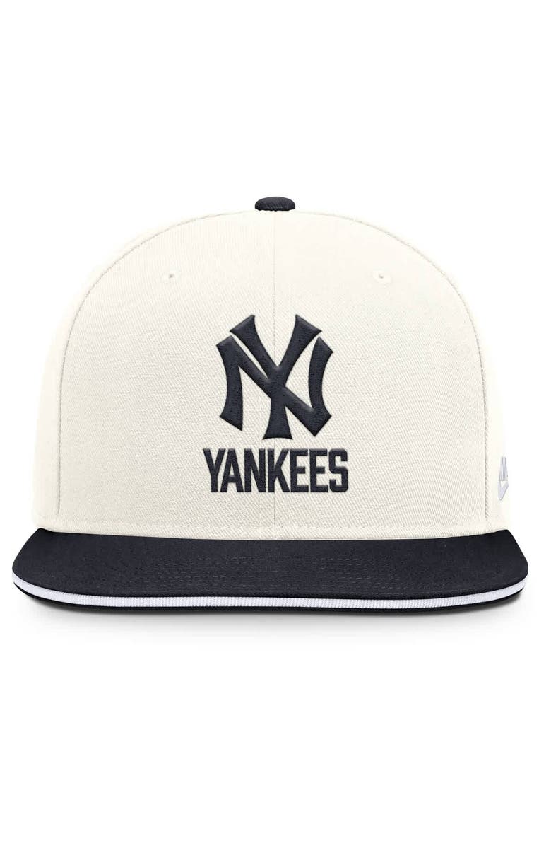Nike Men's Nike Cream/Navy New York Yankees Cooperstown Pro Dri-FIT Snapback Hat, Alternate, color, Cream