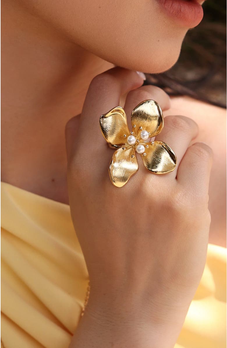 RETRO CHIC Large Iris Blossom Ring, Alternate, color, Gold & White