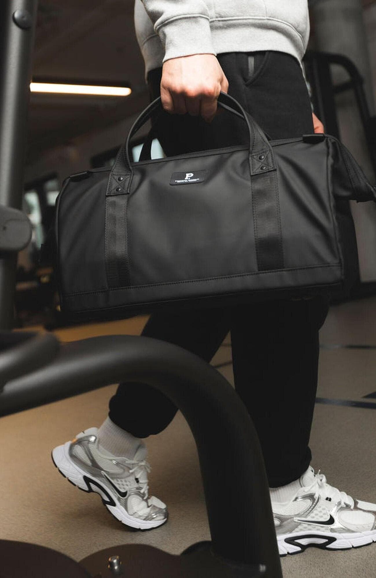 Cascade Duffle Bag - Compact, Alternate, color, Black