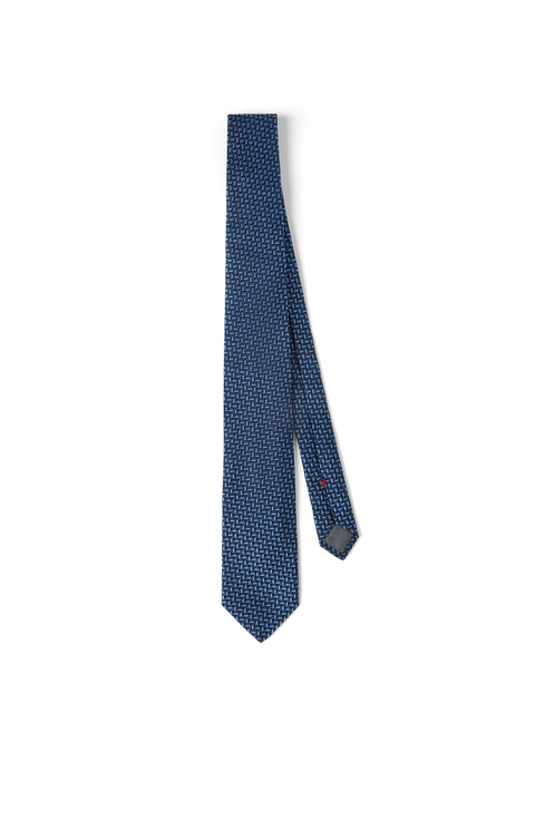 Silk necktie