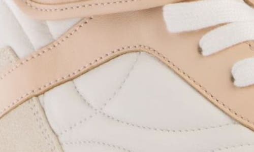 Chloé Kick Low Leather Lace-up Sneakers In Tender Peach