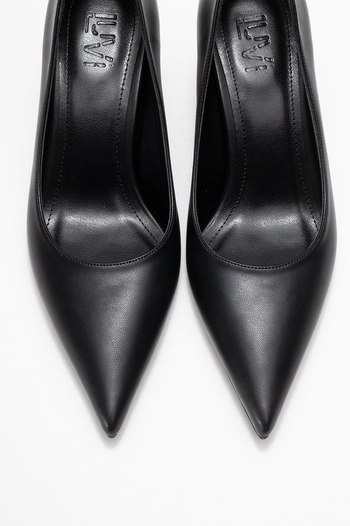 Prologue Shoes Marcus Pointed Toe Pump, Alternate, color, Black