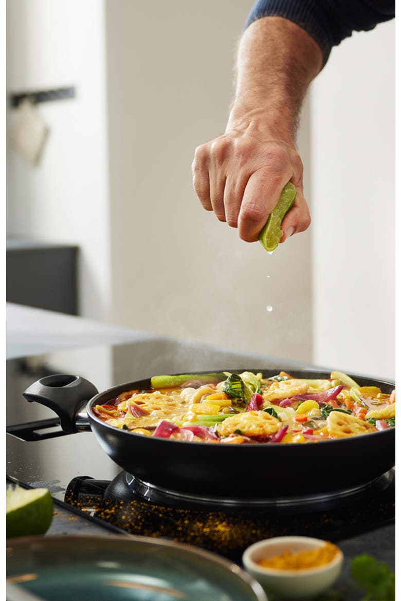 Ceramic Serving Pan, Black 11", 2.6qt, Alternate, color, Black