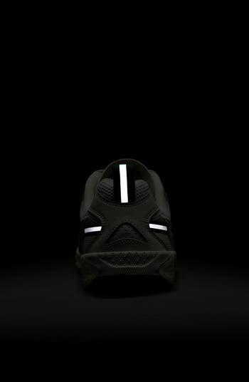 JAM Electric Break Dancing Shoe