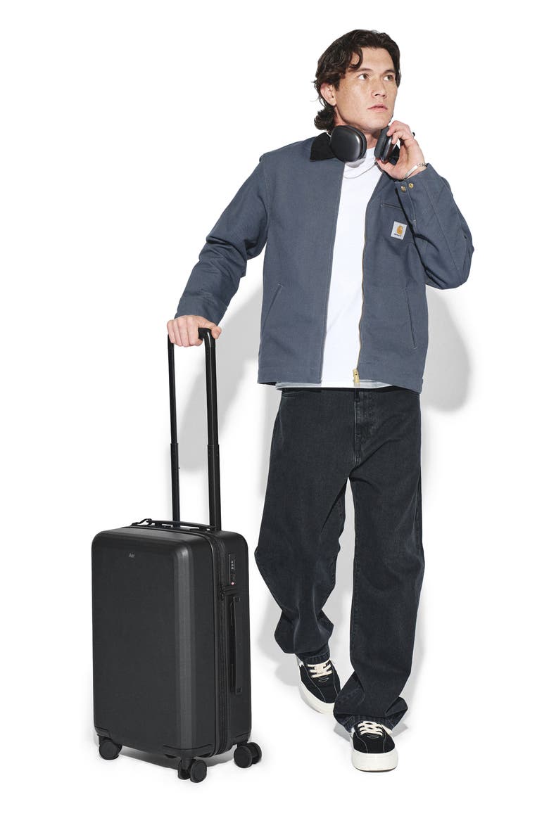 Max 23-Inch Spinner Carry-On, Alternate, color, BLACK