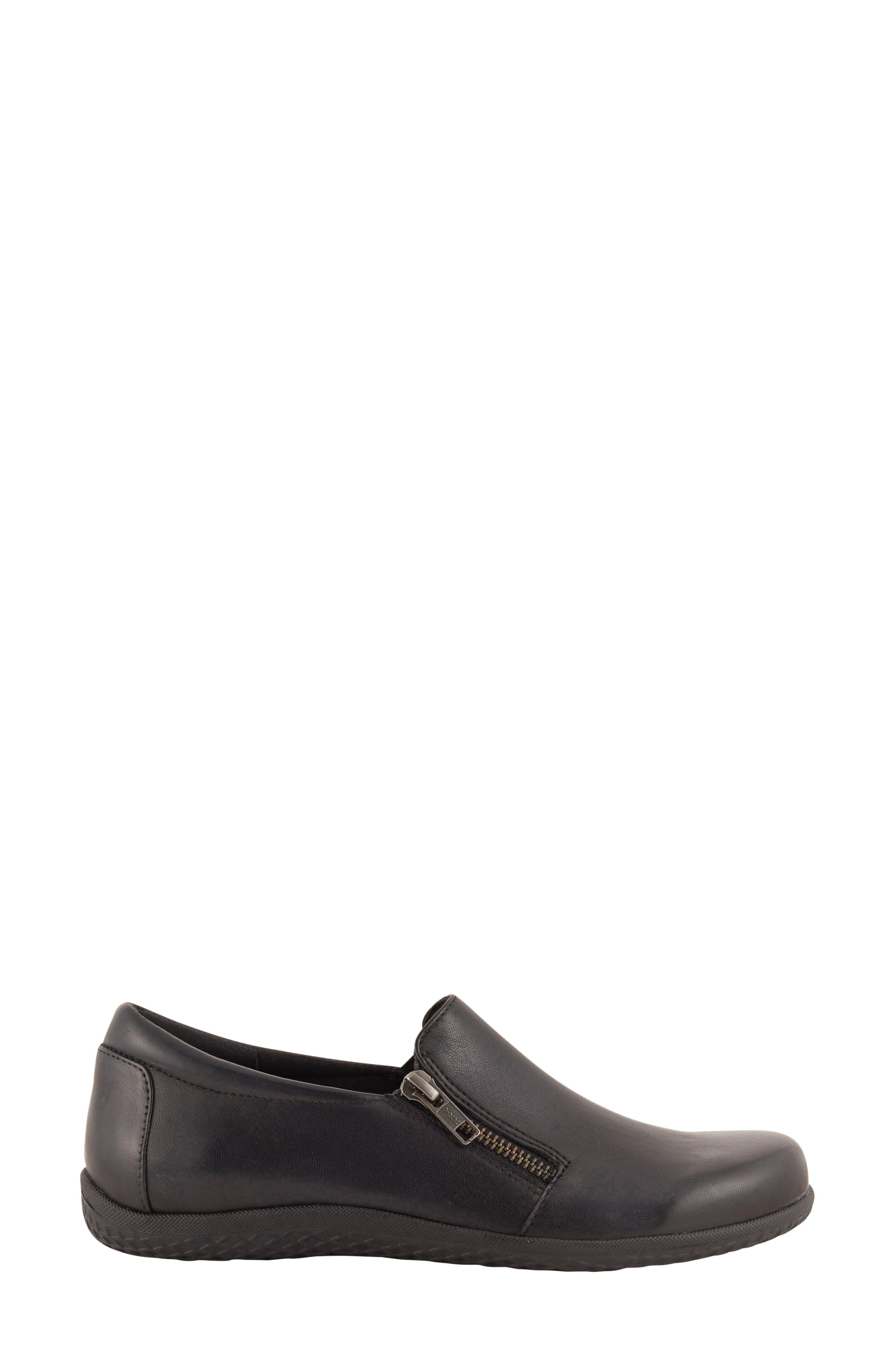 Bend Leather Flat, Alternate, color, BLACK