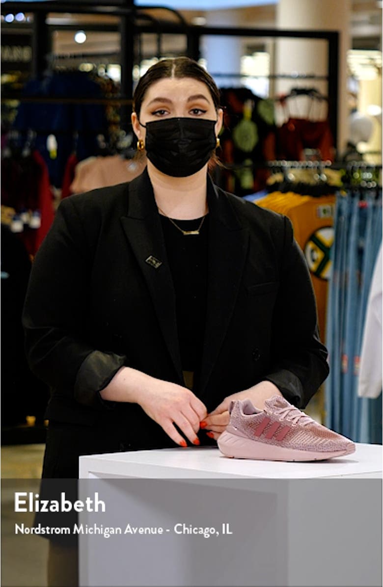 Swift Run 22 Running Shoe, sales video thumbnail