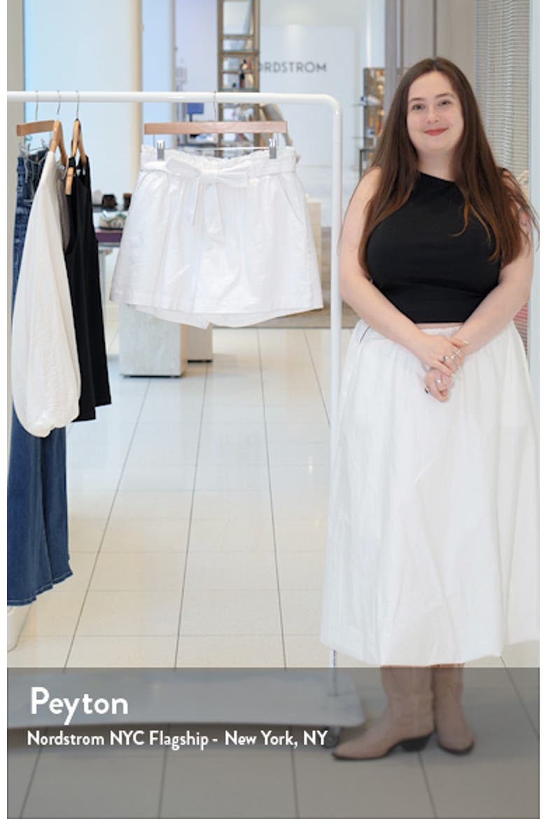 Womens' Cinched Waist Short video