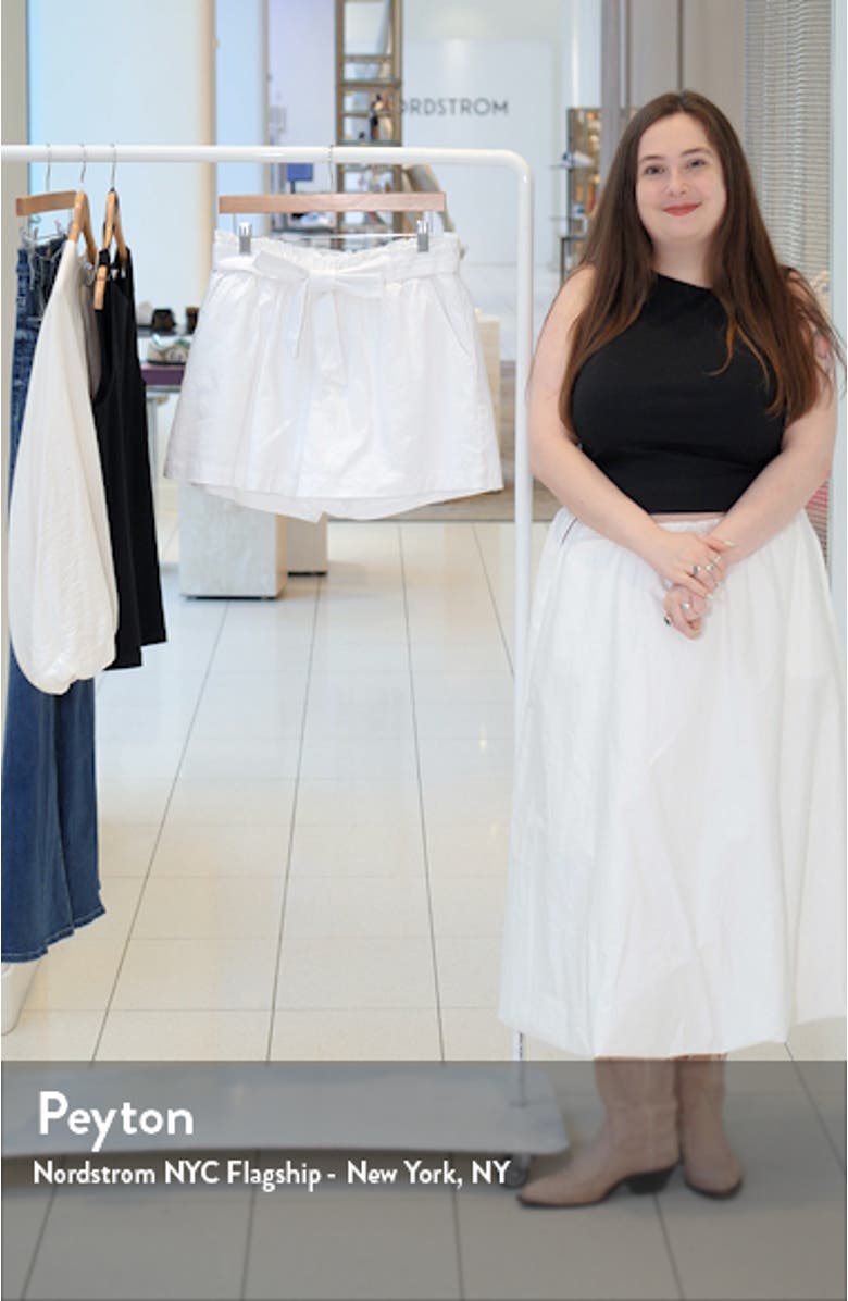 Womens' Cinched Waist Short, sales video thumbnail