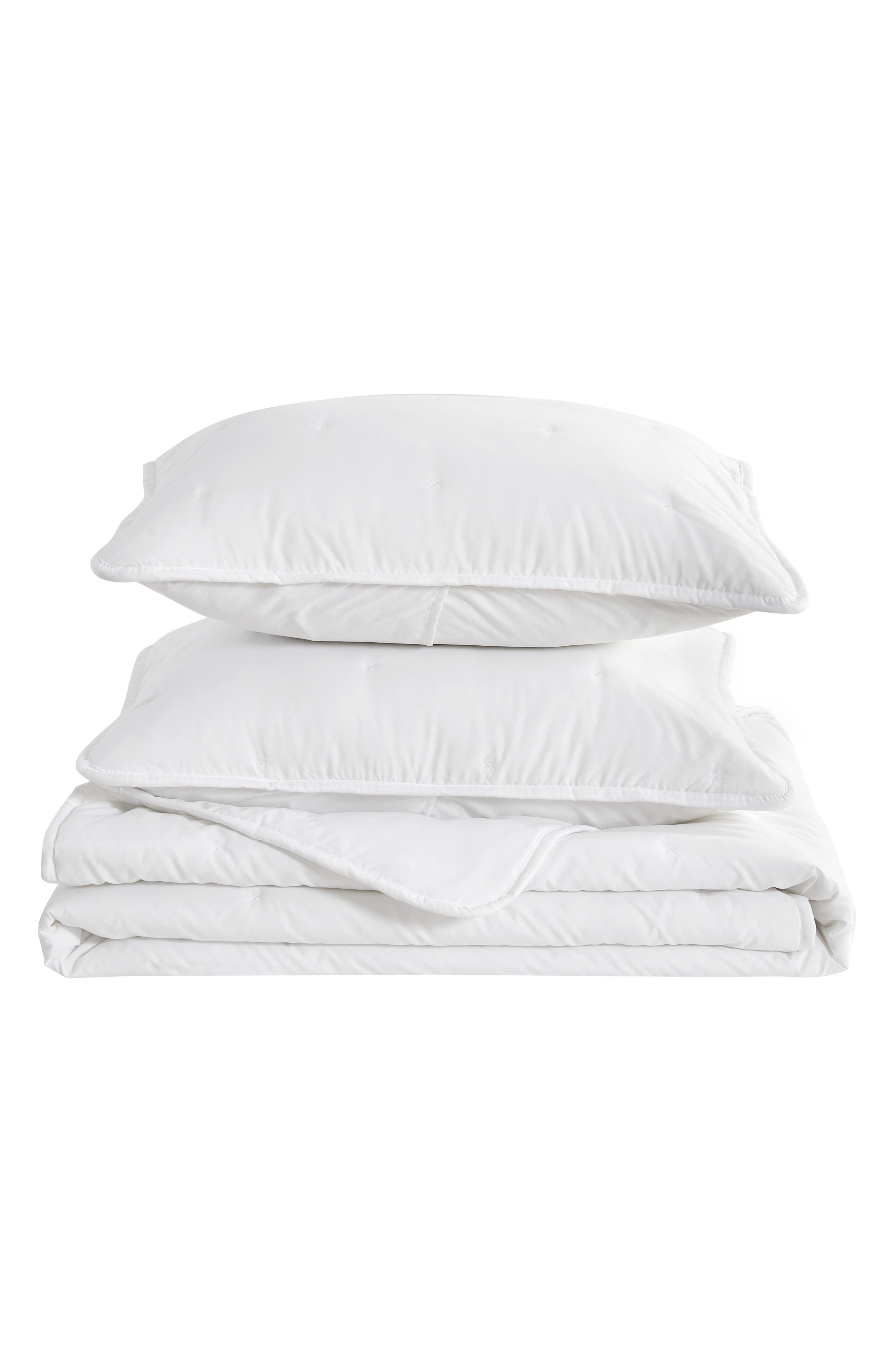 Woven & Weft Dot Stitched Quilt Set