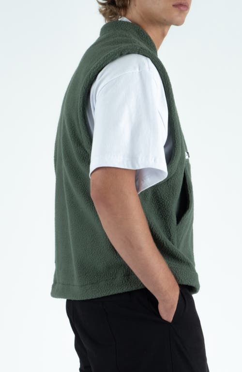 Students Turner High Pile Fleece Vest In Green