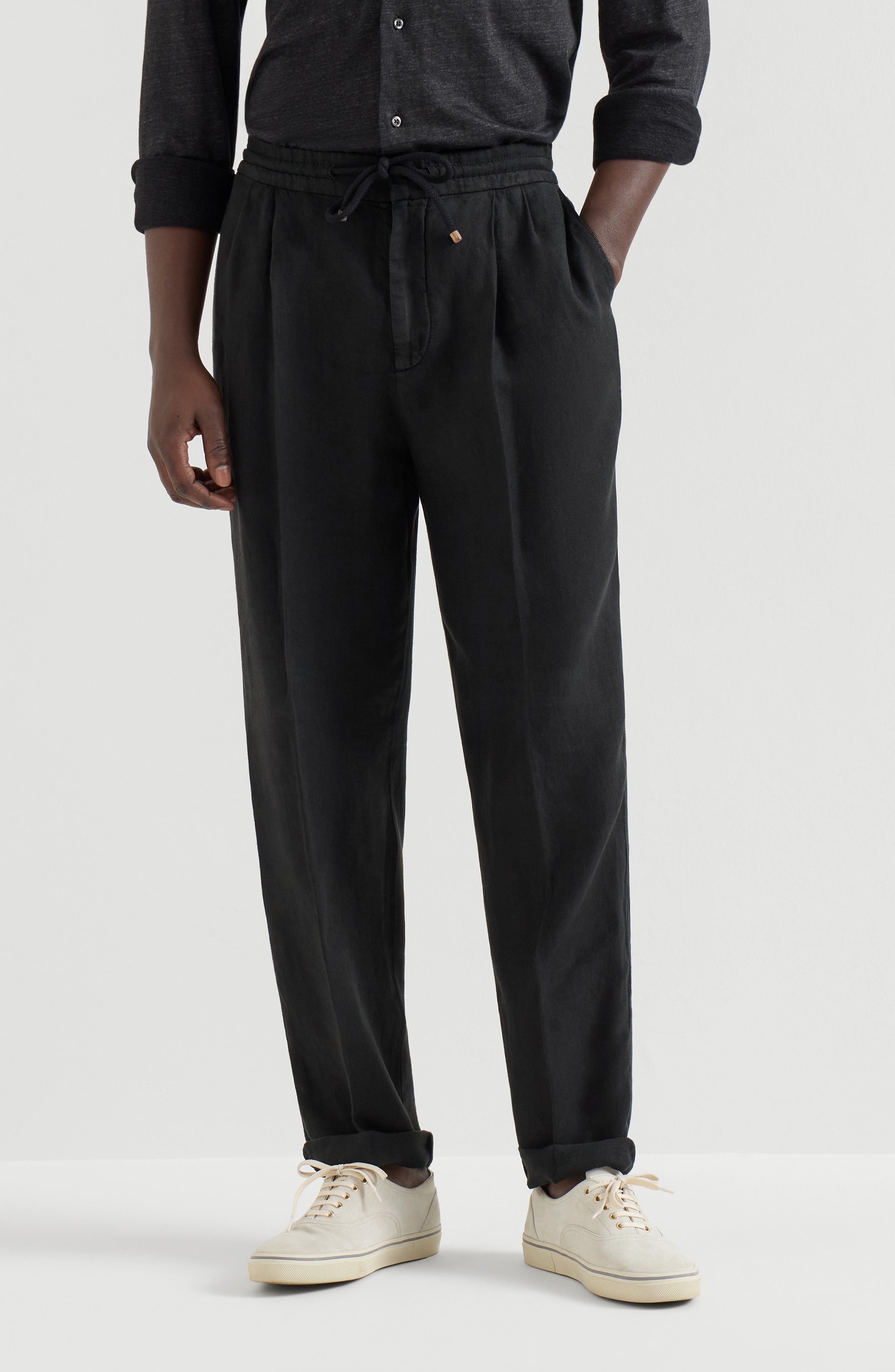 Trousers with drawstring