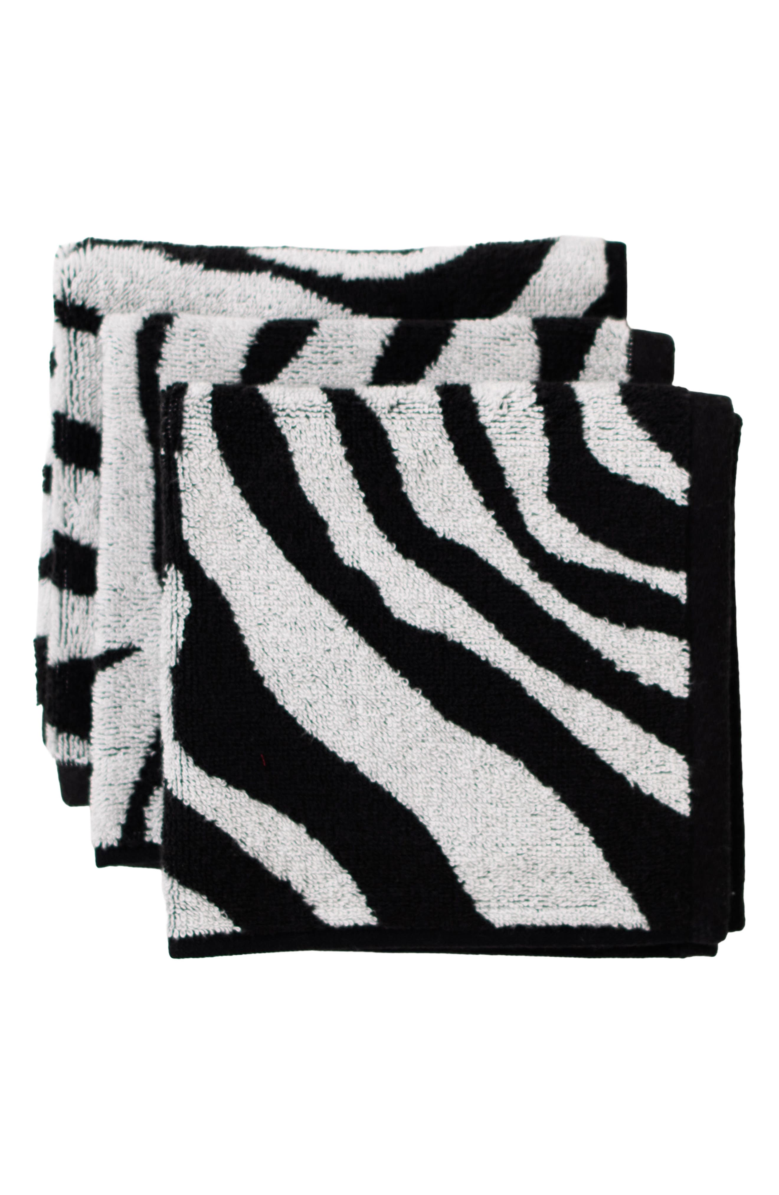 selected BLACK/ WHITE