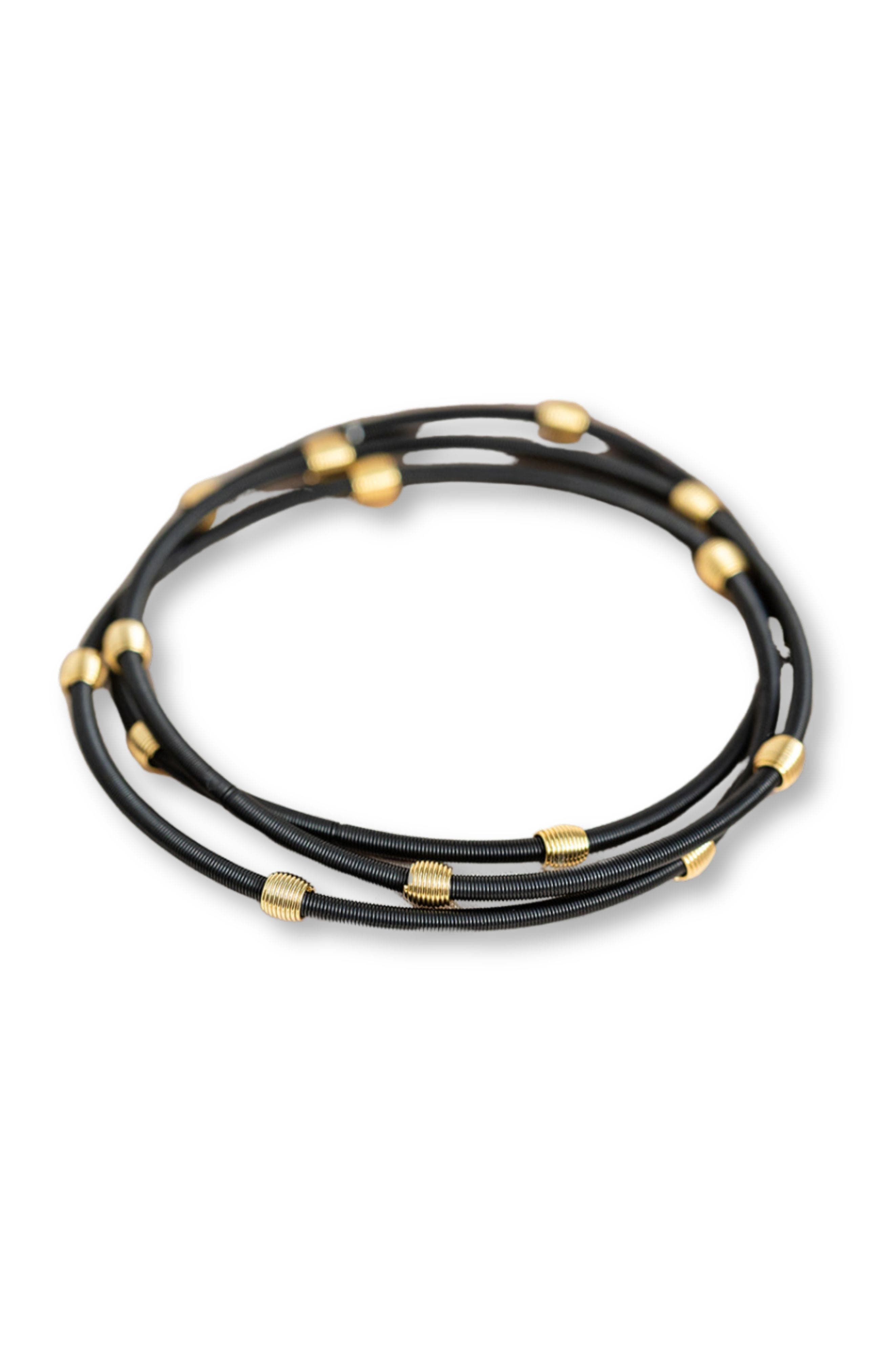 Emerson & Oliver Black Beaded Dia Bracelets in Black/gold 
