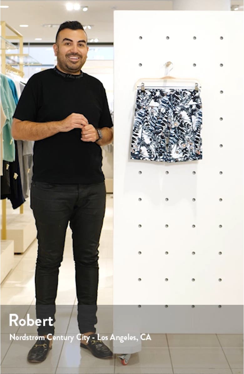 Contour Workout Shorts, sales video thumbnail