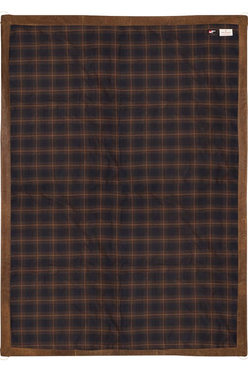 Amundsen Sports Field Blanket