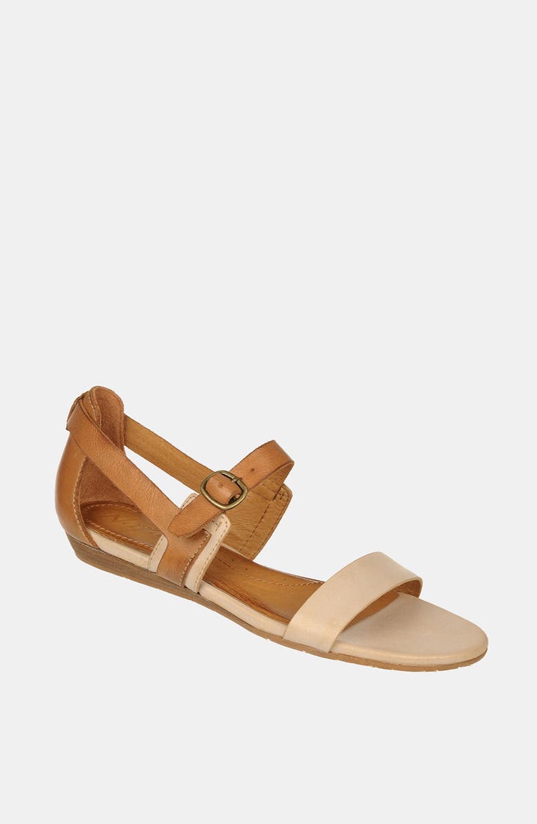 Naya 'Helena' Sandal, Main, color,