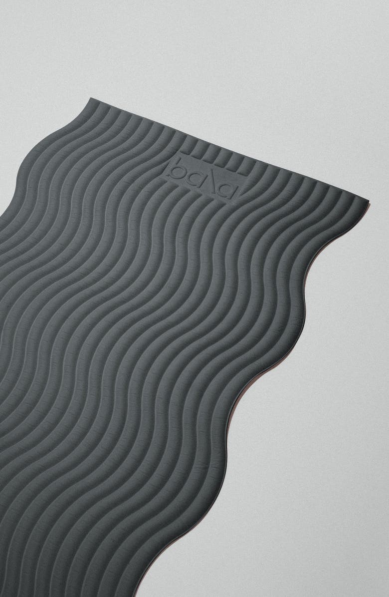 Bala The Plush Mat, Alternate, color, Charcoal / Wavy