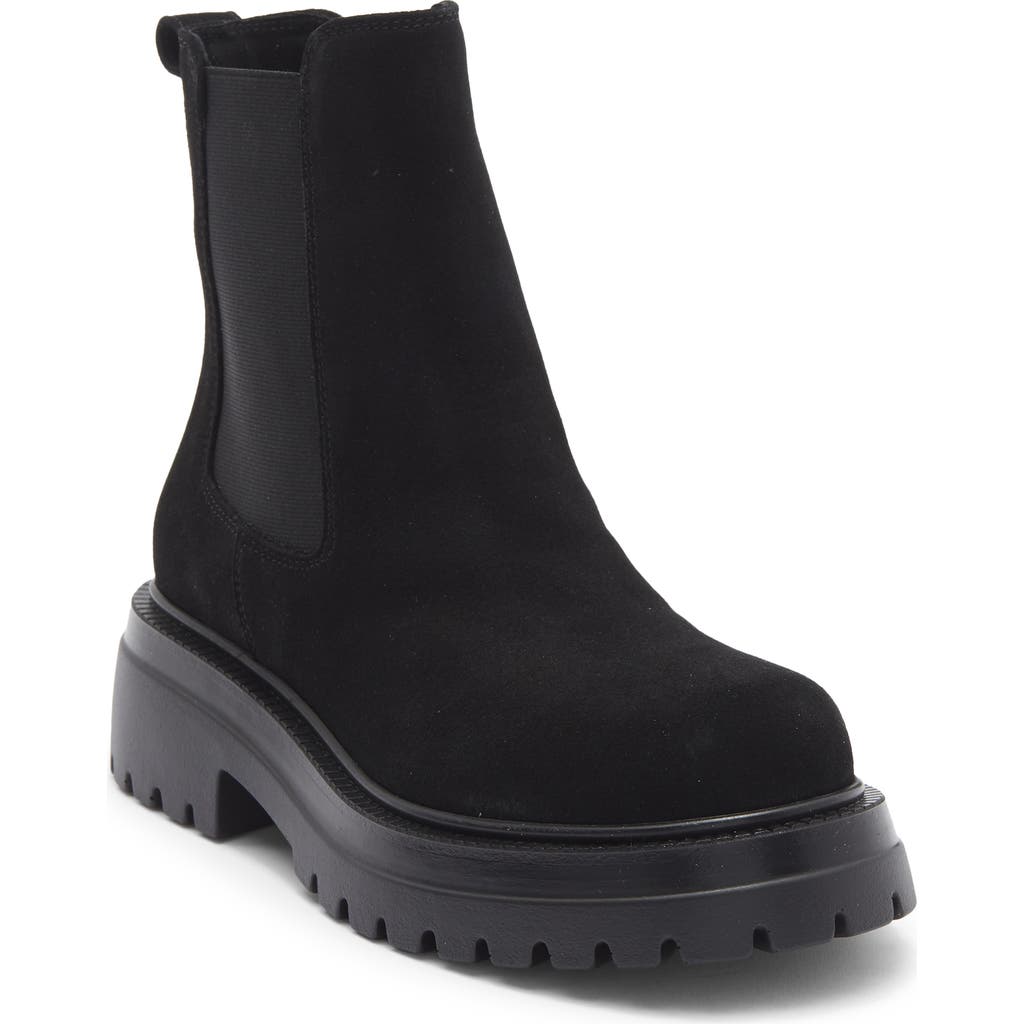 La Canadienne Winslow Lug Sole Chelsea Boot In Black
