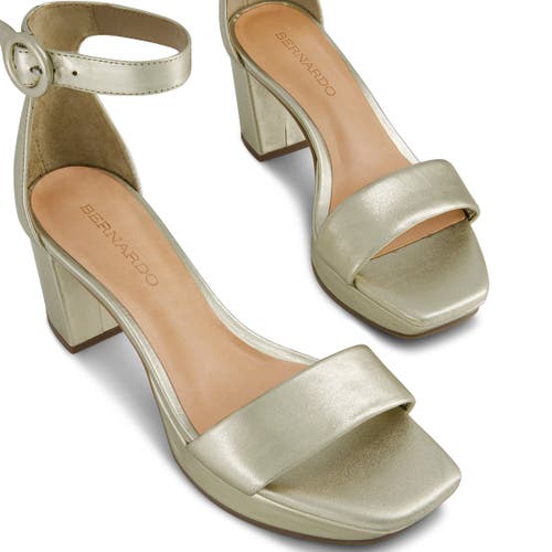 BERNARDO FOOTWEAR BERNARDO FOOTWEAR CARLA PLATFORM SANDAL