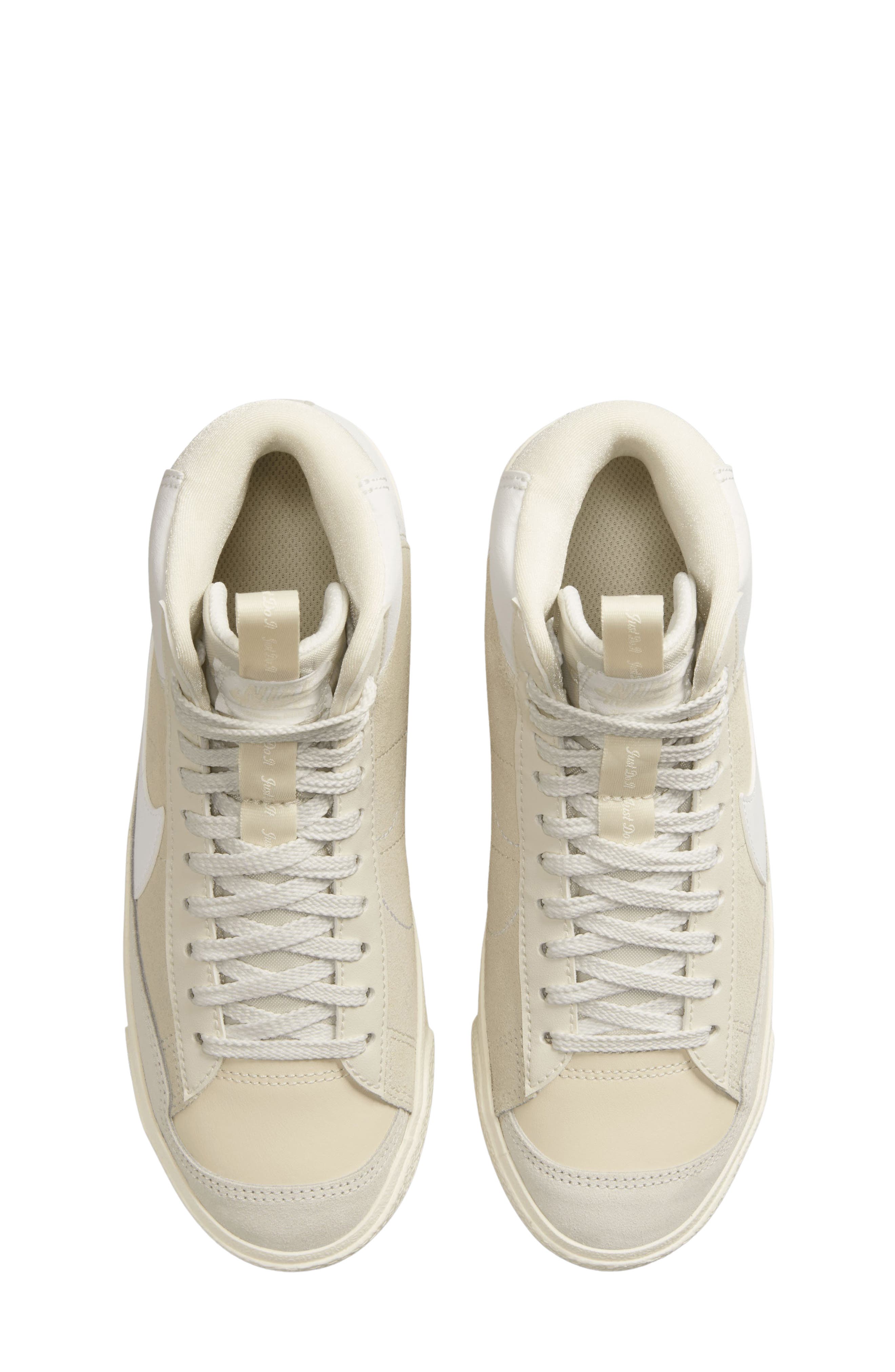 Nike Kids' Blazer Mid '77 SE Sneaker, Alternate, color, 