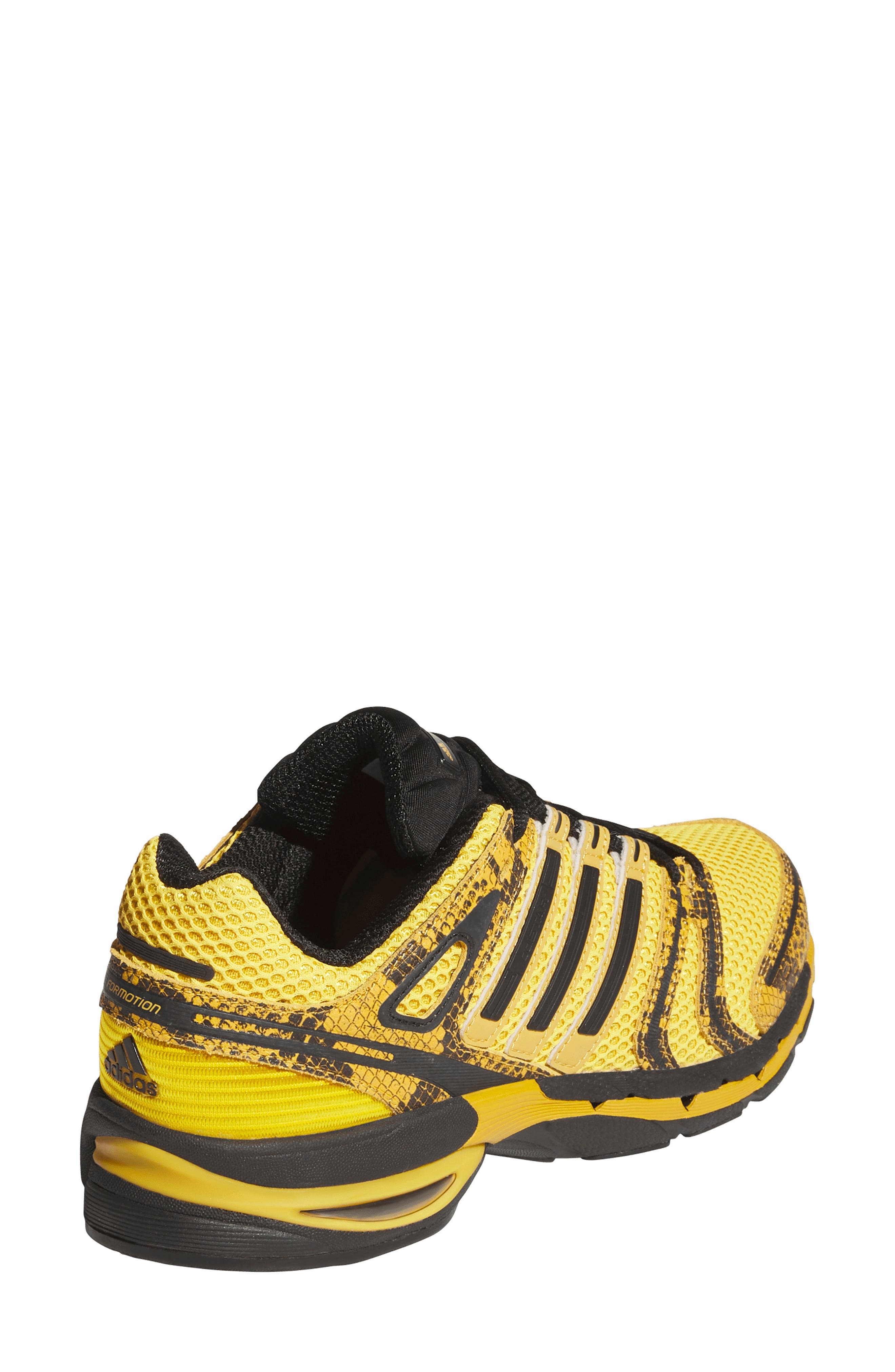 Adistar Control 5 Running Shoe, Alternate, color, UTILITY YELLOW/ YELLOW/ BLACK