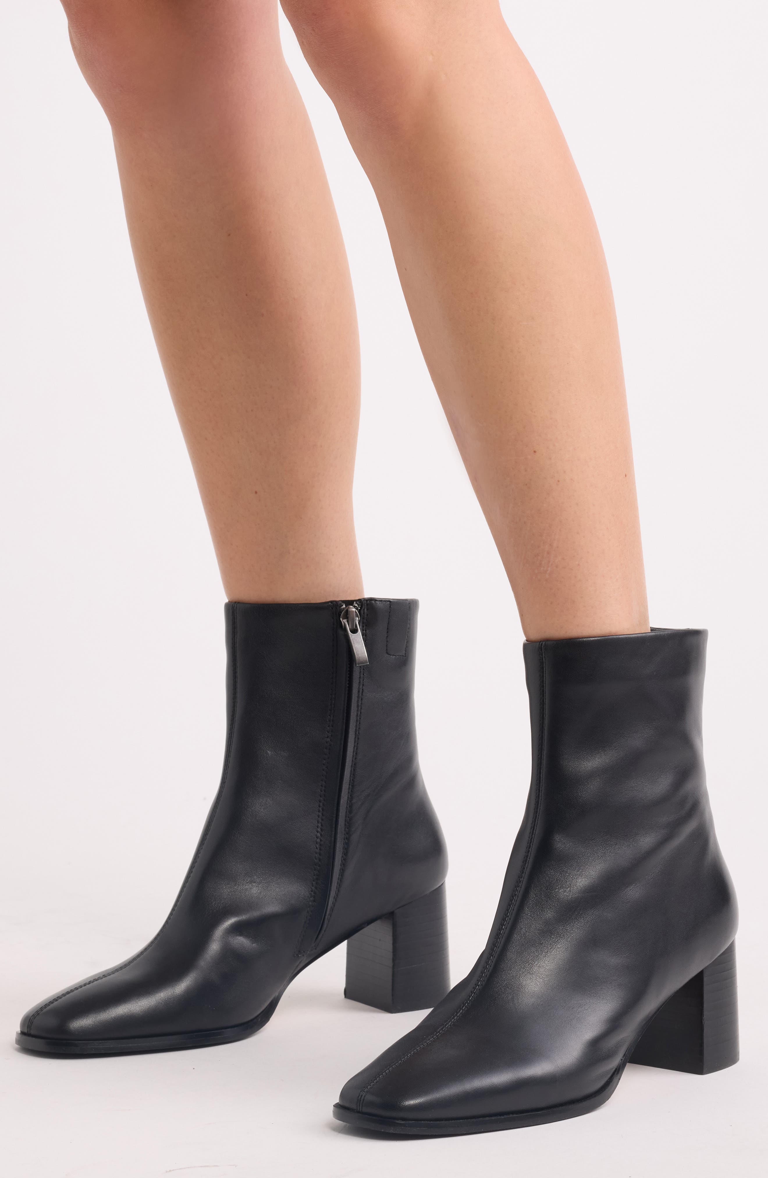 Manhattan Leather Bootie, Alternate, color, BLACK SMOOTH