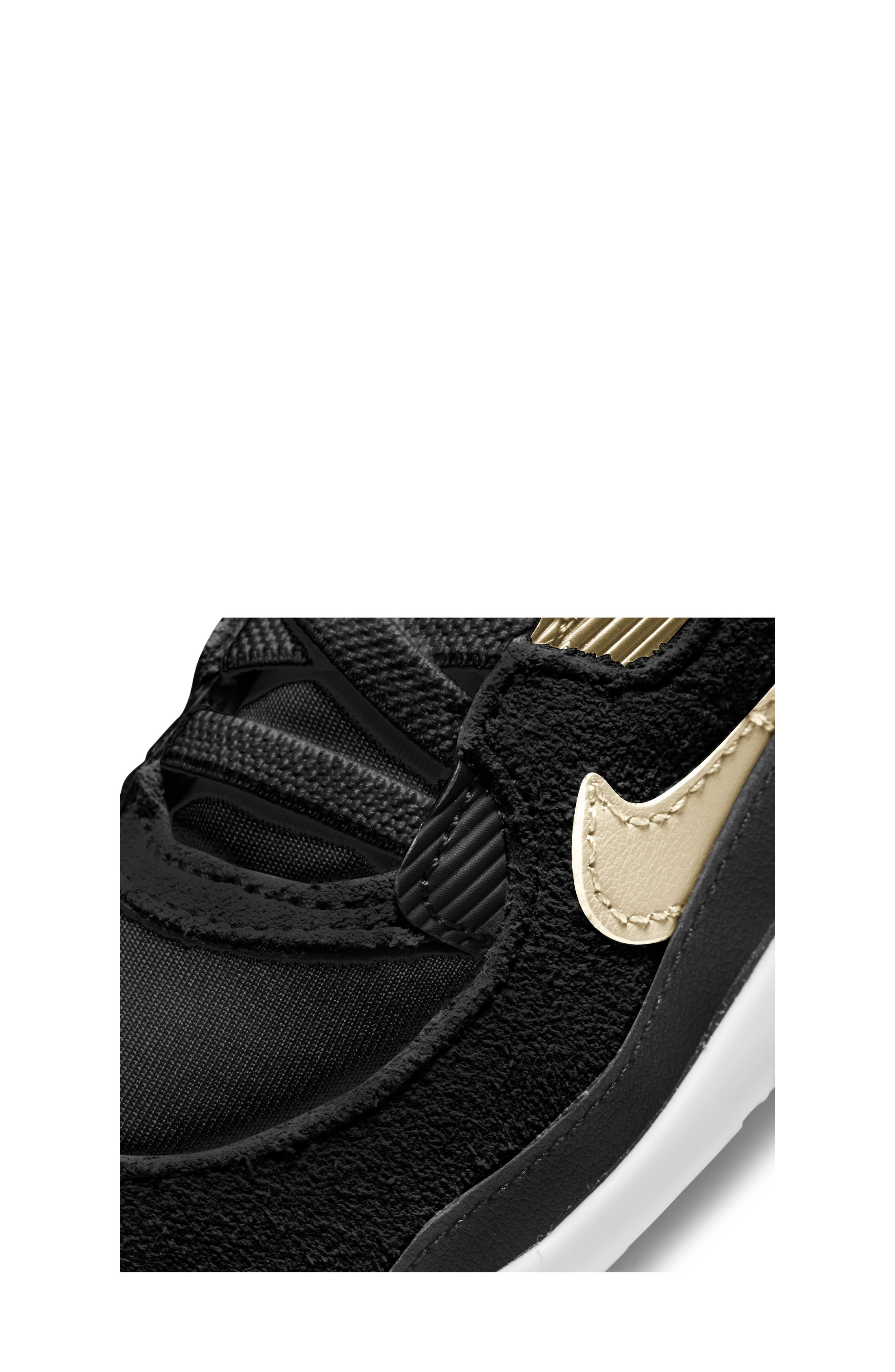 Air Max 90 Crib Sneaker, Alternate, color, BLACK/ GOLD/ BLACK