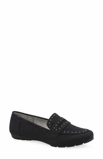 CLIFFS BY WHITE MOUNTAIN Giada Stud Driving Loafer