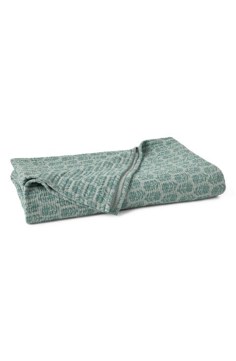 Mirada Organic Cotton Matelassé Throw Blanket