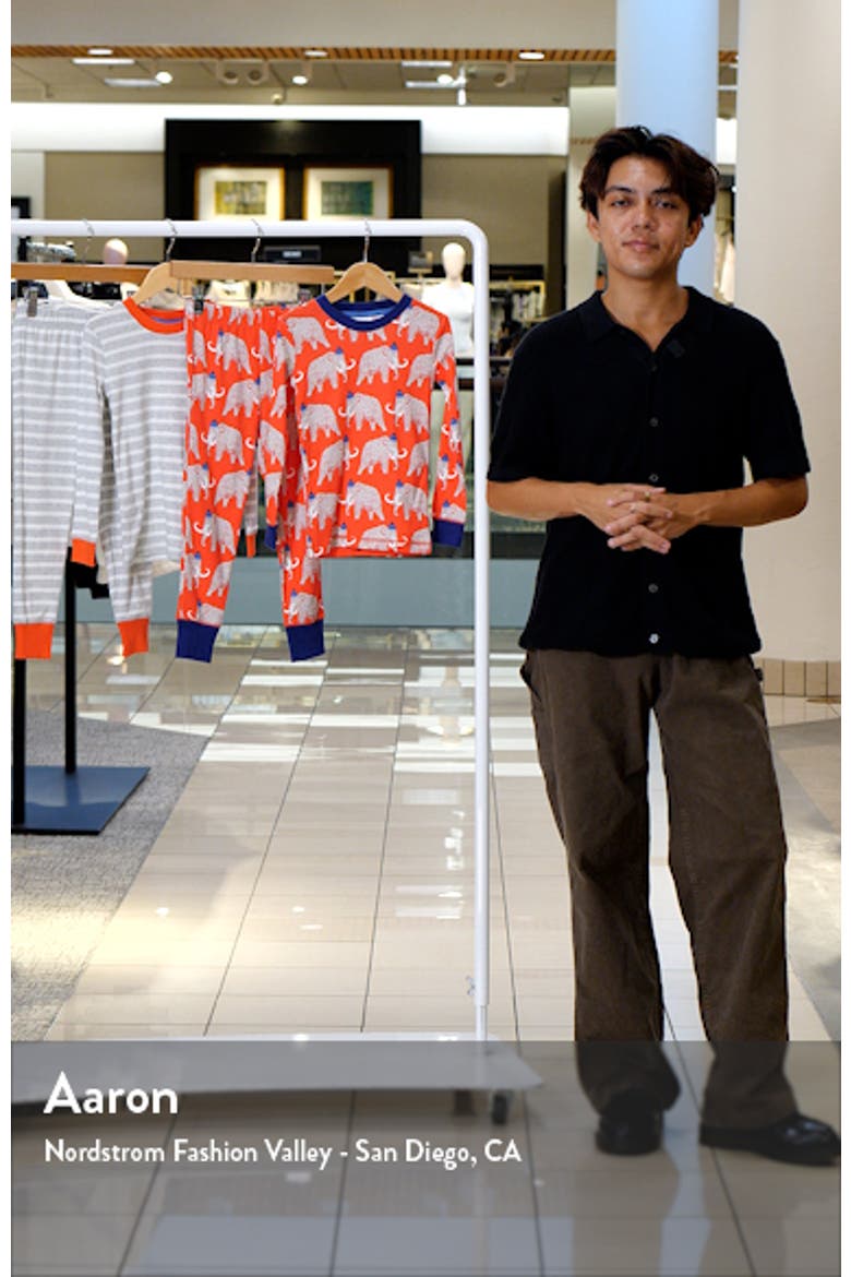 Kids' 2-Pack Fitted Two-Piece Cotton Pajamas video